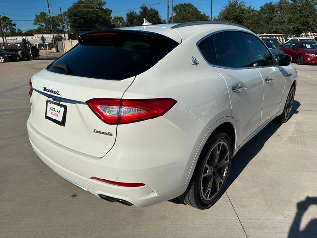 2017 Maserati Levante Base