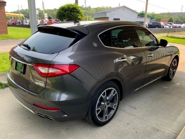 2017 Maserati Levante S