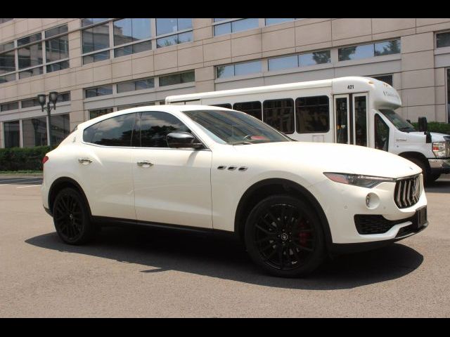 2017 Maserati Levante Base