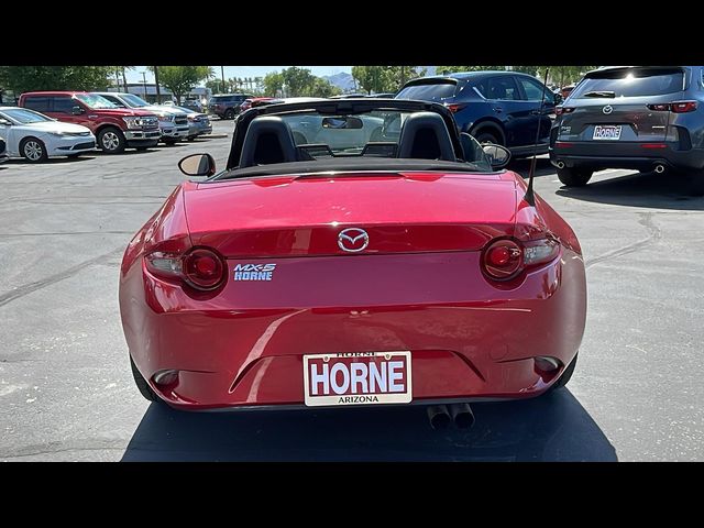 2017 Mazda MX-5 Miata Sport