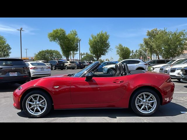 2017 Mazda MX-5 Miata Sport