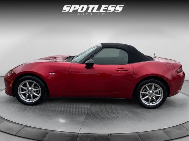 2017 Mazda MX-5 Miata Sport