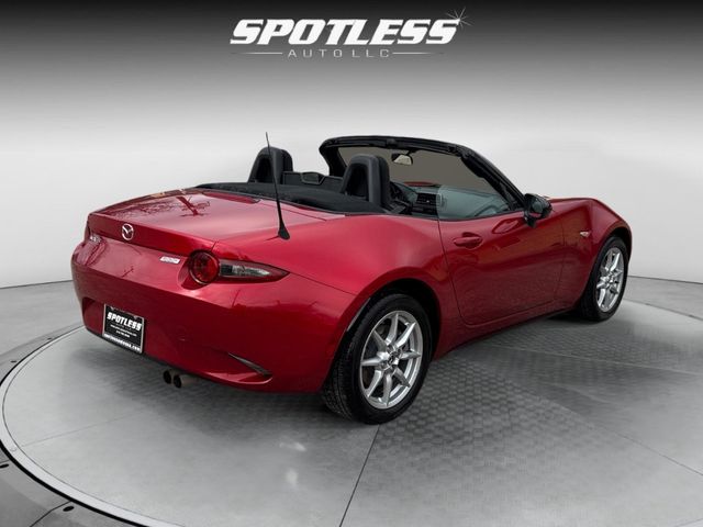 2017 Mazda MX-5 Miata Sport