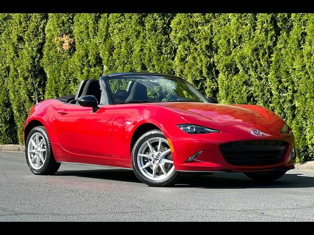 2017 Mazda MX-5 Miata Sport