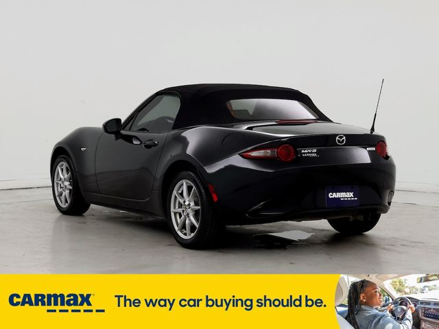 2017 Mazda MX-5 Miata Sport