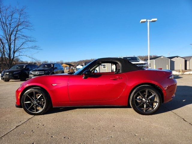 2017 Mazda MX-5 Miata Club