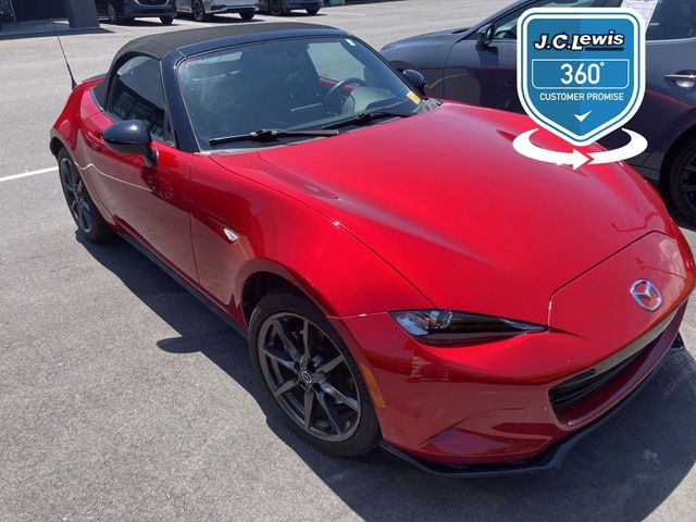 2017 Mazda MX-5 Miata Club