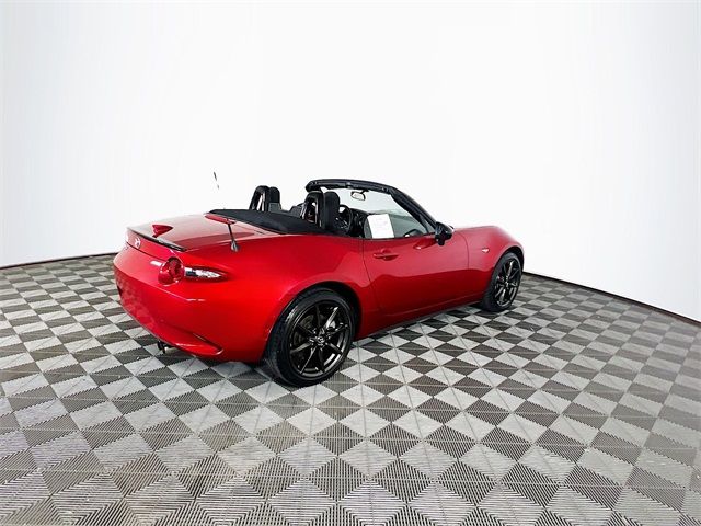 2017 Mazda MX-5 Miata Club