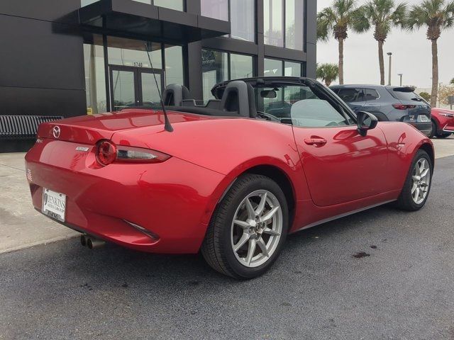 2017 Mazda MX-5 Miata Sport