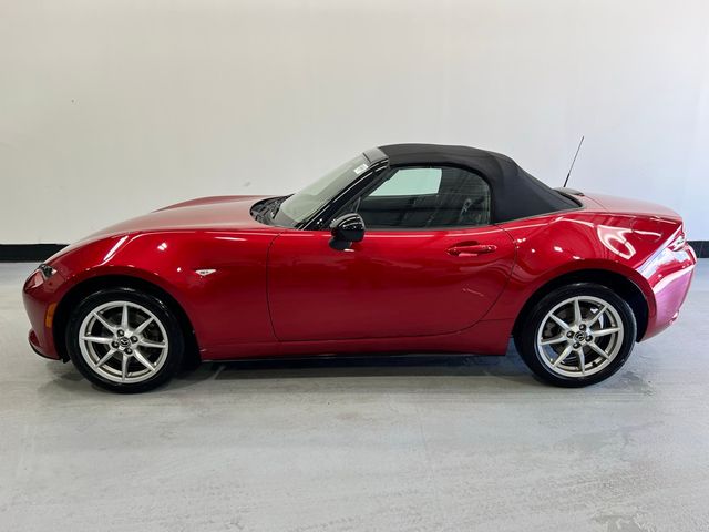 2017 Mazda MX-5 Miata Sport