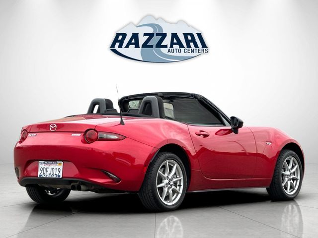 2017 Mazda MX-5 Miata Sport