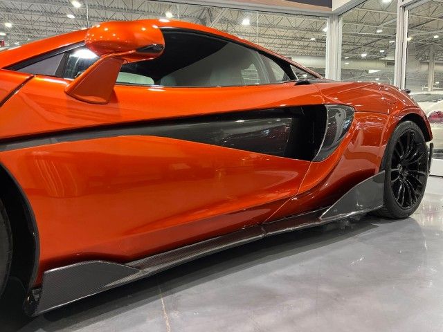 2017 McLaren 570S Base