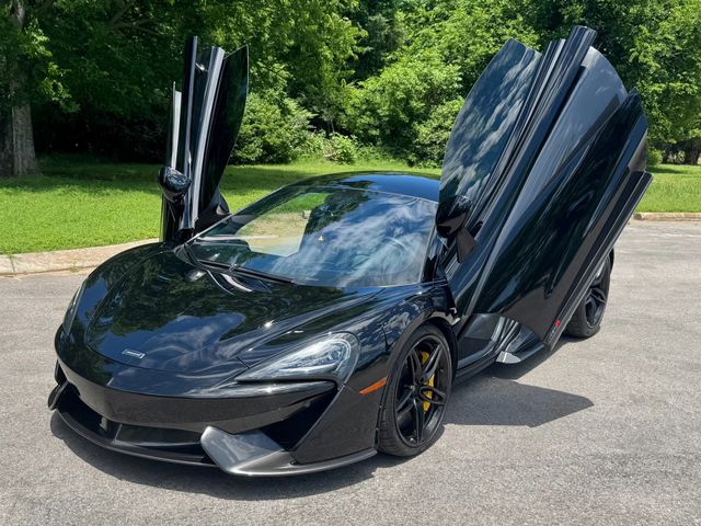 2017 McLaren 570S Base