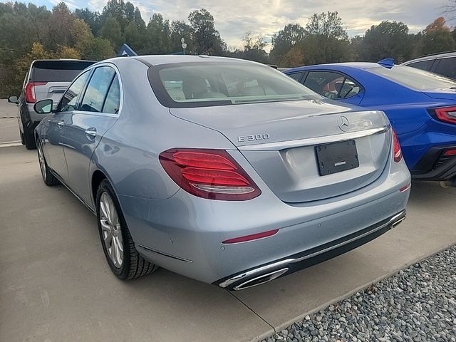 2017 Mercedes-Benz E-Class 