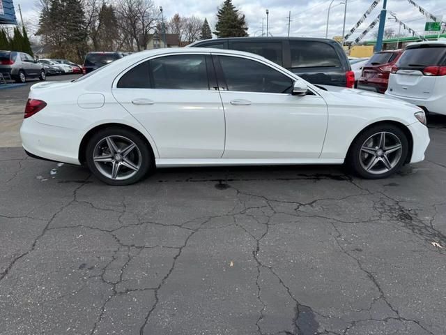 2017 Mercedes-Benz E-Class 300 Sport