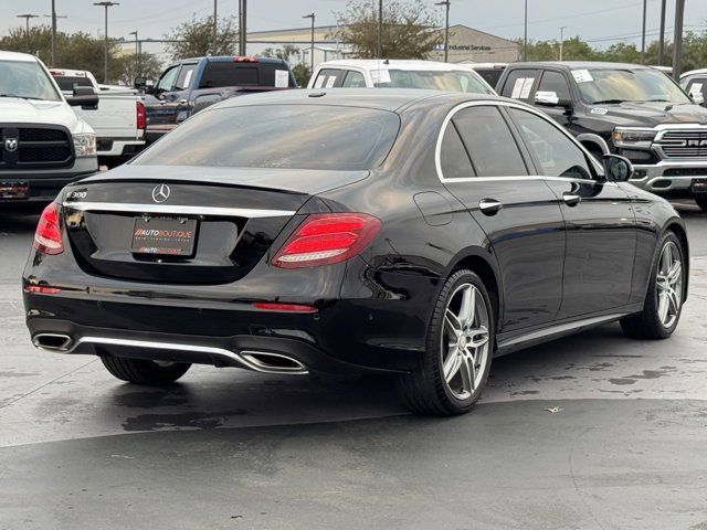 2017 Mercedes-Benz E-Class 300 Luxury