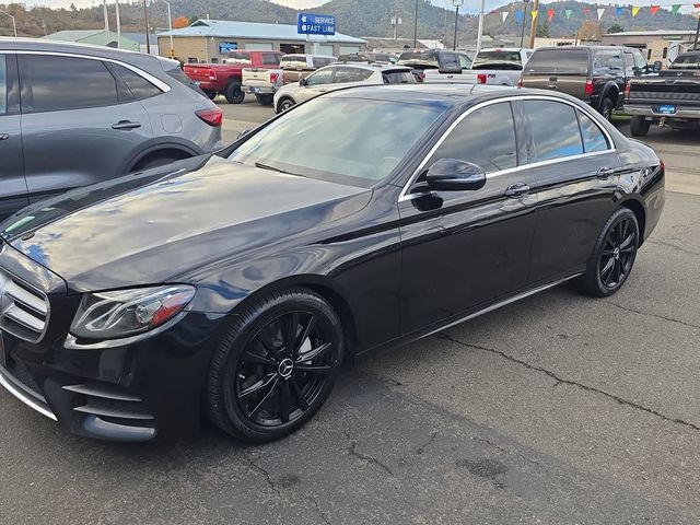 2017 Mercedes-Benz E-Class 300 Sport