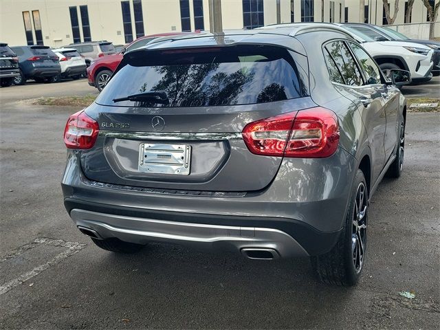 2017 Mercedes-Benz GLA 250