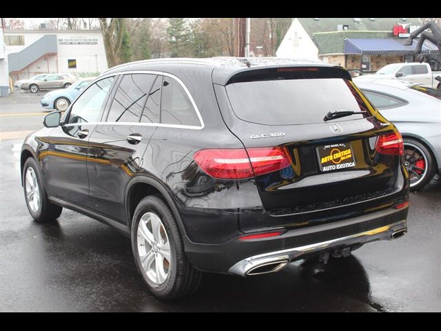 2017 Mercedes-Benz GLC 300