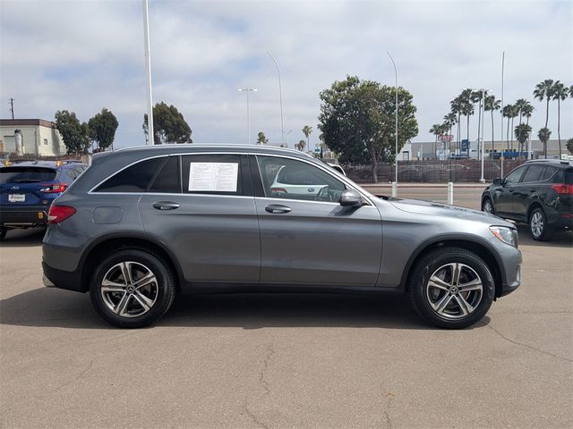 2017 Mercedes-Benz GLC 300