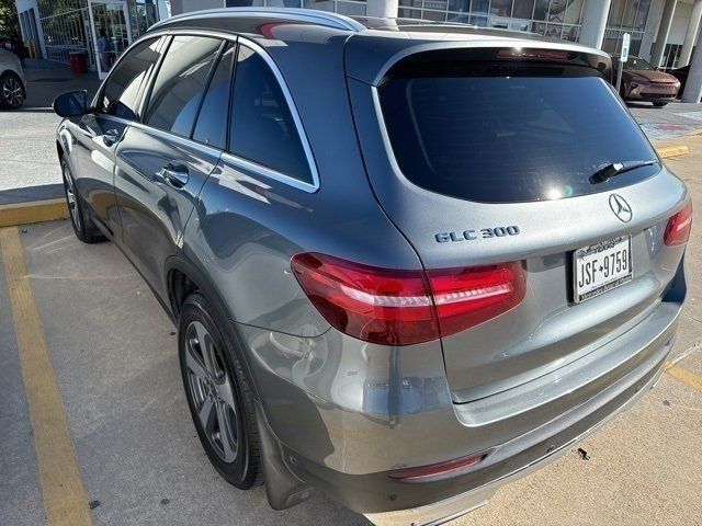 2017 Mercedes-Benz GLC 300