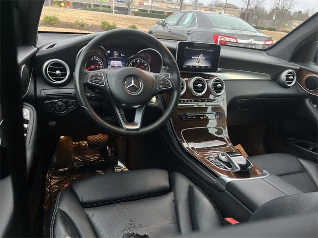 2017 Mercedes-Benz GLC 300