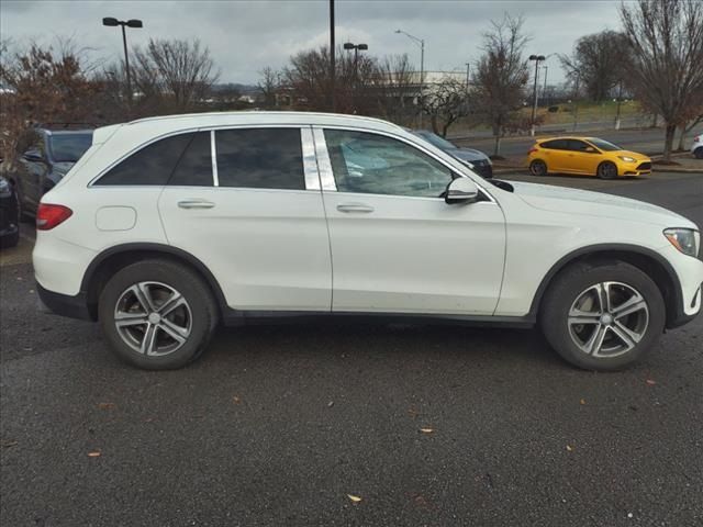 2017 Mercedes-Benz GLC 300