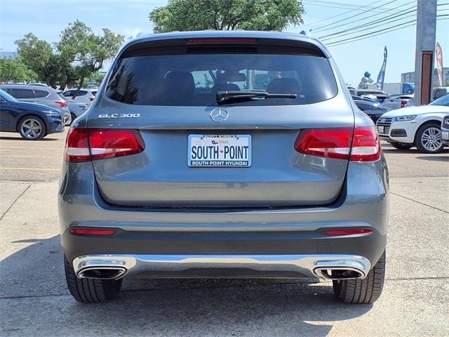 2017 Mercedes-Benz GLC 300
