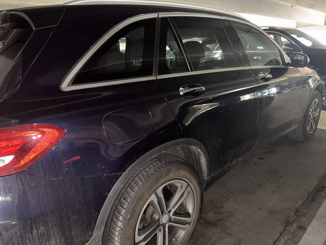 2017 Mercedes-Benz GLC 300