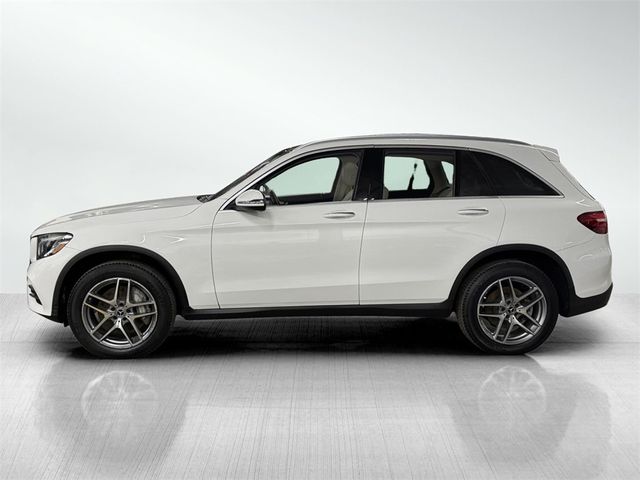 2017 Mercedes-Benz GLC 300