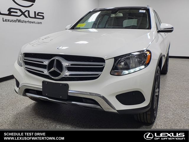 2017 Mercedes-Benz GLC 300