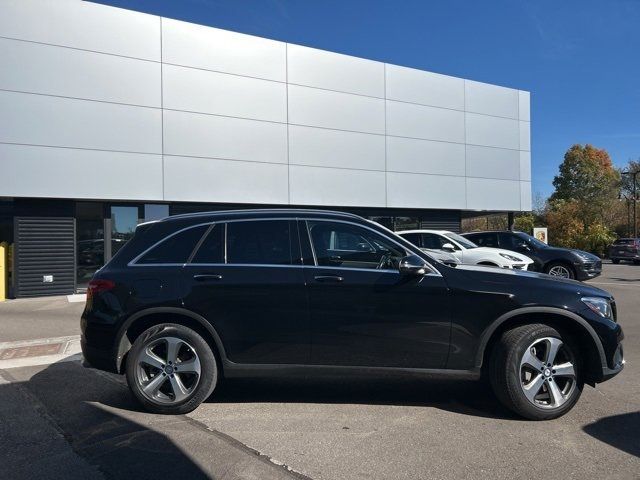 2017 Mercedes-Benz GLC 300