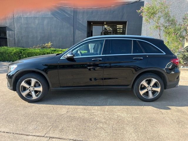 2017 Mercedes-Benz GLC 300