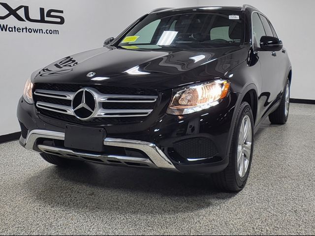 2017 Mercedes-Benz GLC 300