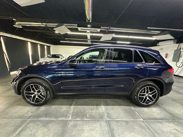 2017 Mercedes-Benz GLC 300