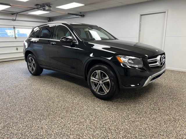 2017 Mercedes-Benz GLC 300