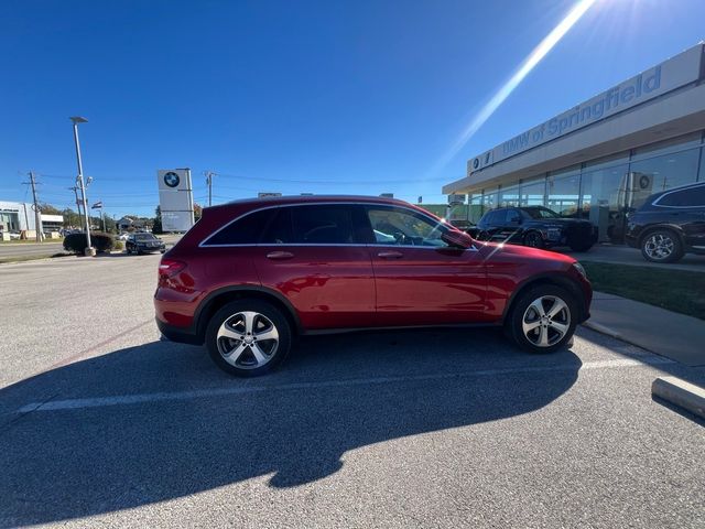 2017 Mercedes-Benz GLC 300