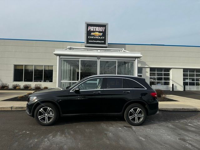 2017 Mercedes-Benz GLC 300