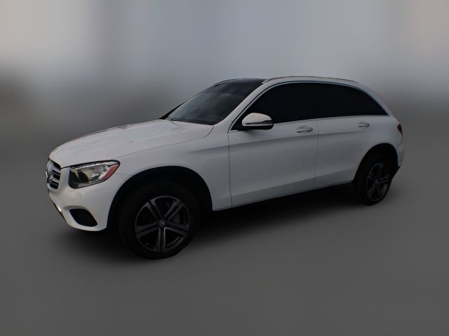 2017 Mercedes-Benz GLC 300