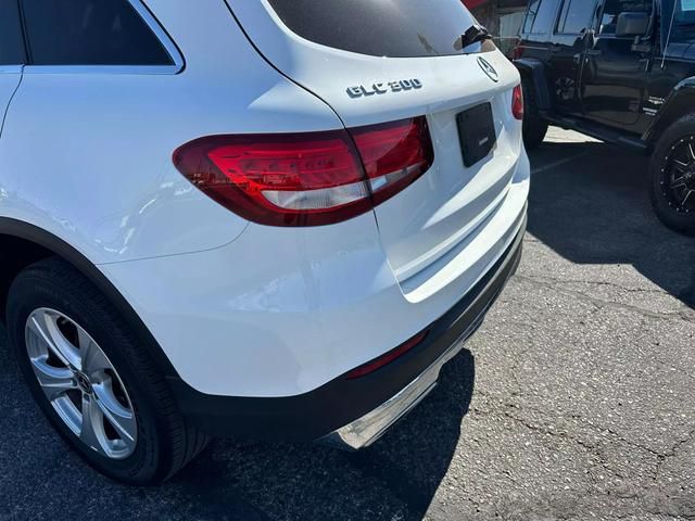 2017 Mercedes-Benz GLC 300