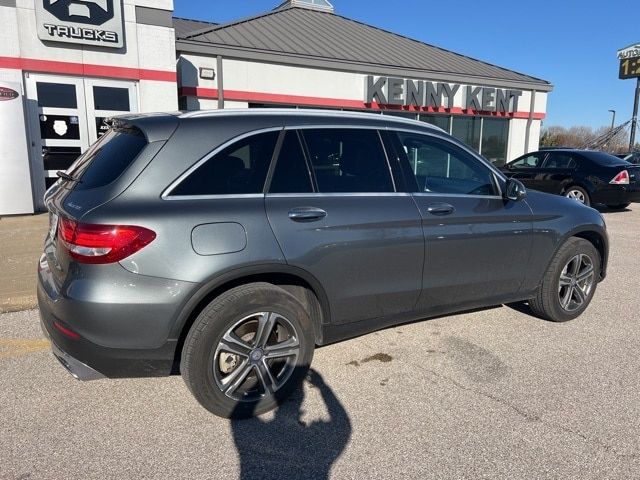 2017 Mercedes-Benz GLC 300