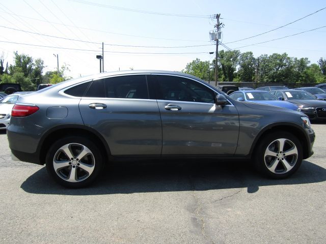 2017 Mercedes-Benz GLC 300