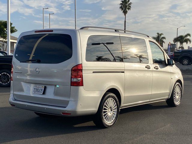 2017 Mercedes-Benz Metris 