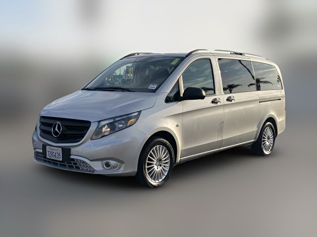 2017 Mercedes-Benz Metris 