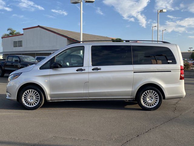 2017 Mercedes-Benz Metris 