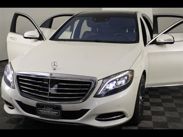 2017 Mercedes-Benz S-Class 550