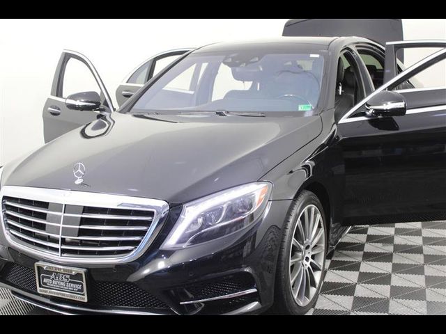 2017 Mercedes-Benz S-Class 550