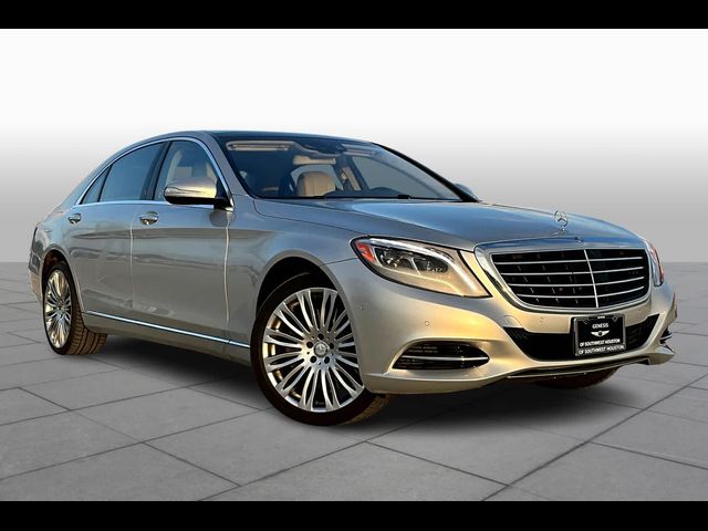 2017 Mercedes-Benz S-Class 550