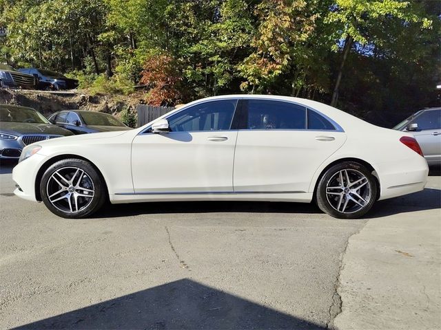 2017 Mercedes-Benz S-Class 550