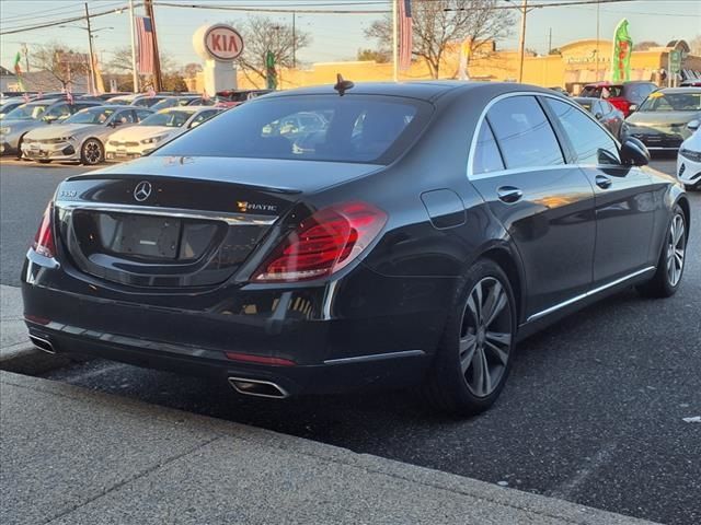 2017 Mercedes-Benz S-Class 550